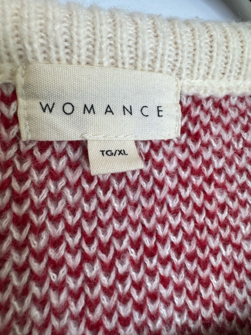 Womance Cream plush Sweater with Red Heart Pattern size XL - Picture 3 of 7